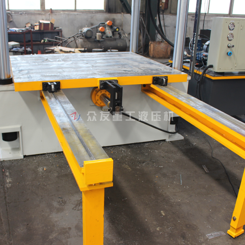 100噸移動工作臺四柱液壓機(jī)